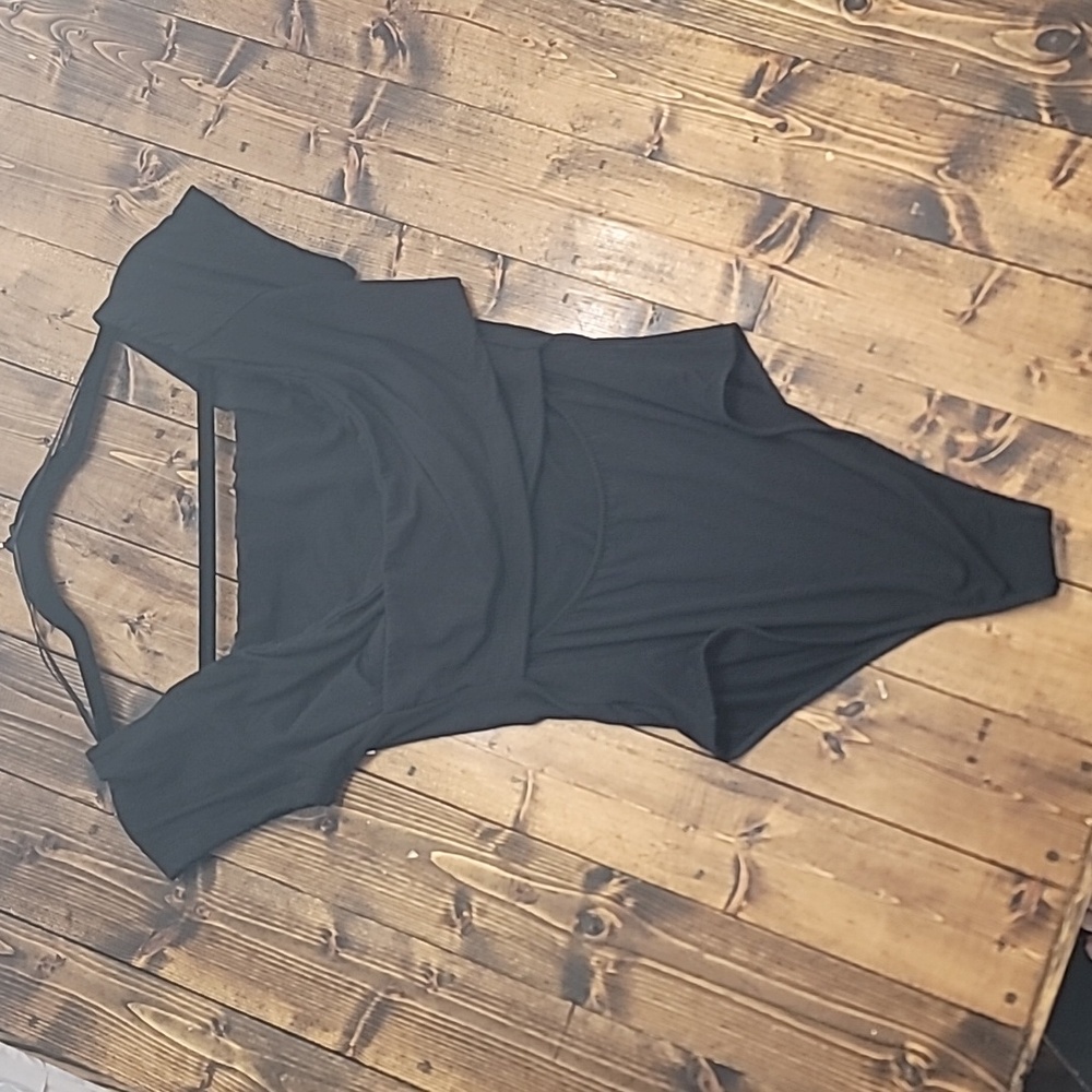 Black Sammi Cut Out Bodysuit - Picture 2 of 4